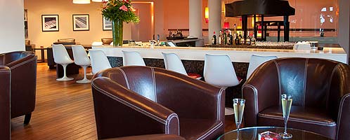 Le Cardinal Piano Bar