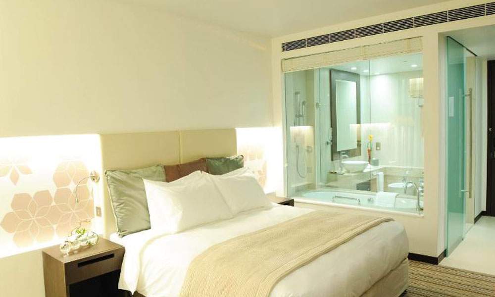 Crowne Plaza Yas Island Abu Dhabi Golf Holiday