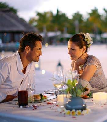 mauritius-honeymoon-dining
